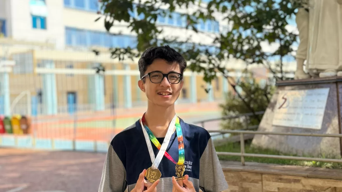 Aluno do Colégio Dom Bosco conquista medalha de ouro na maior olimpíada científica do país