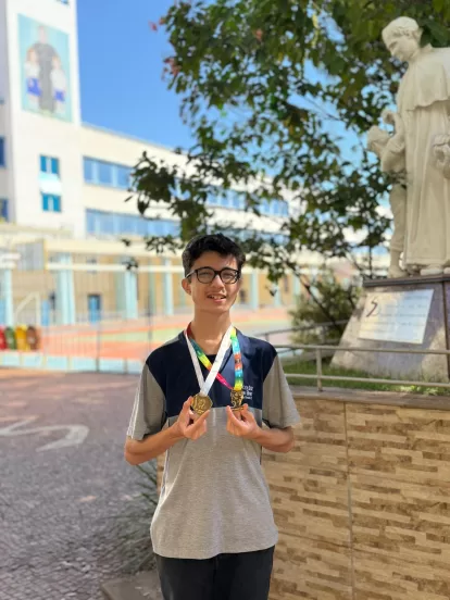 Aluno do Colégio Dom Bosco conquista medalha de ouro na maior olimpíada científica do país