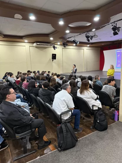 “Você merece um amor leve”: Palestra do MPMS alerta alunos do 9º ano e Ensino Médio sobre relacionamentos abusivos e violência doméstica